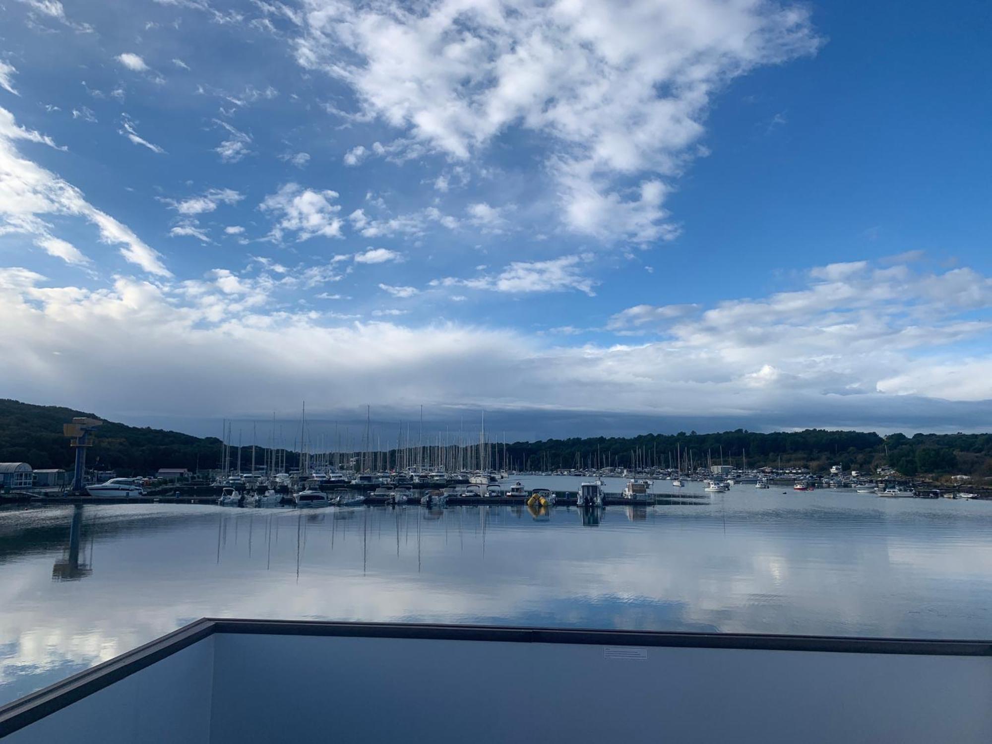 Villa House Boat Oliva - Floating House Pola Esterno foto