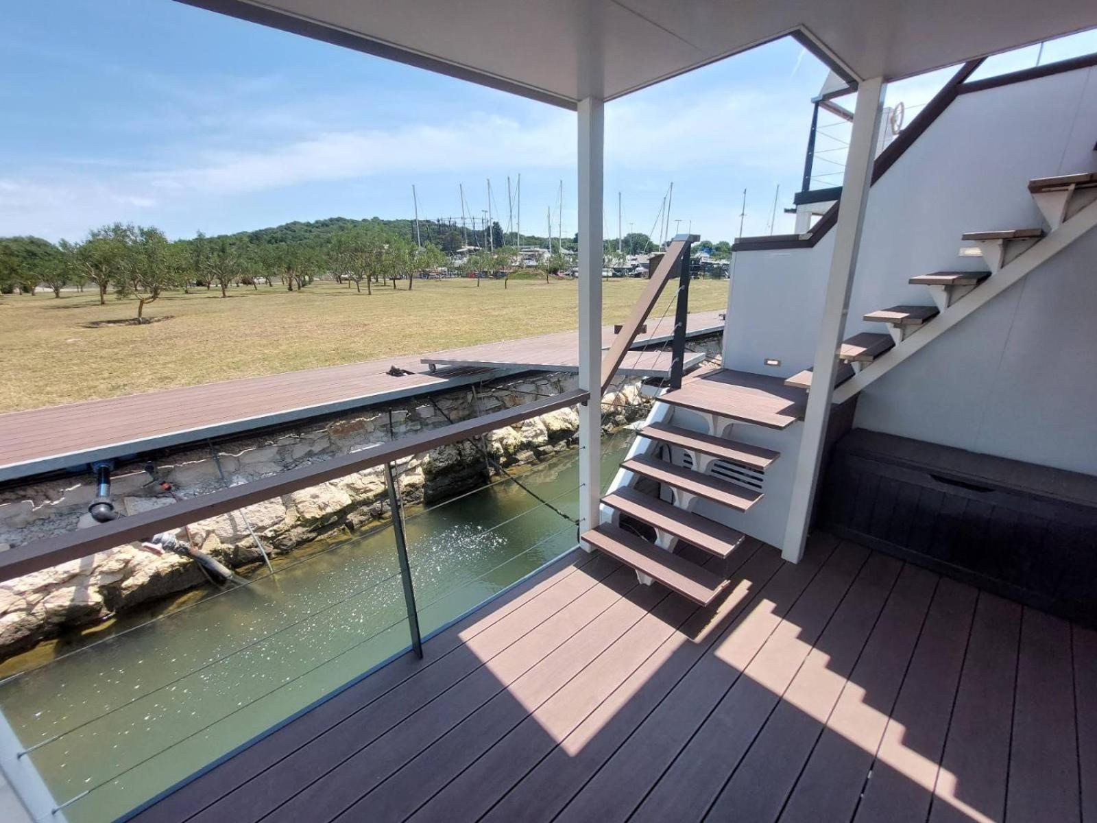 Villa House Boat Oliva - Floating House Pola Esterno foto